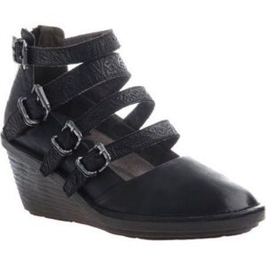 otbt black wedges